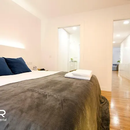 Next To Cathedral With Garden Apartment